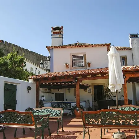 Casa Do Relogio بيت ضيافة 3*