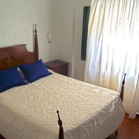 Casa Do Relogio 3*